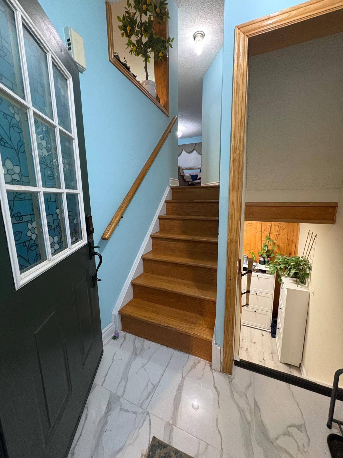 Whitby, ON L1N 9M7,99 Aspen Park WAY #36