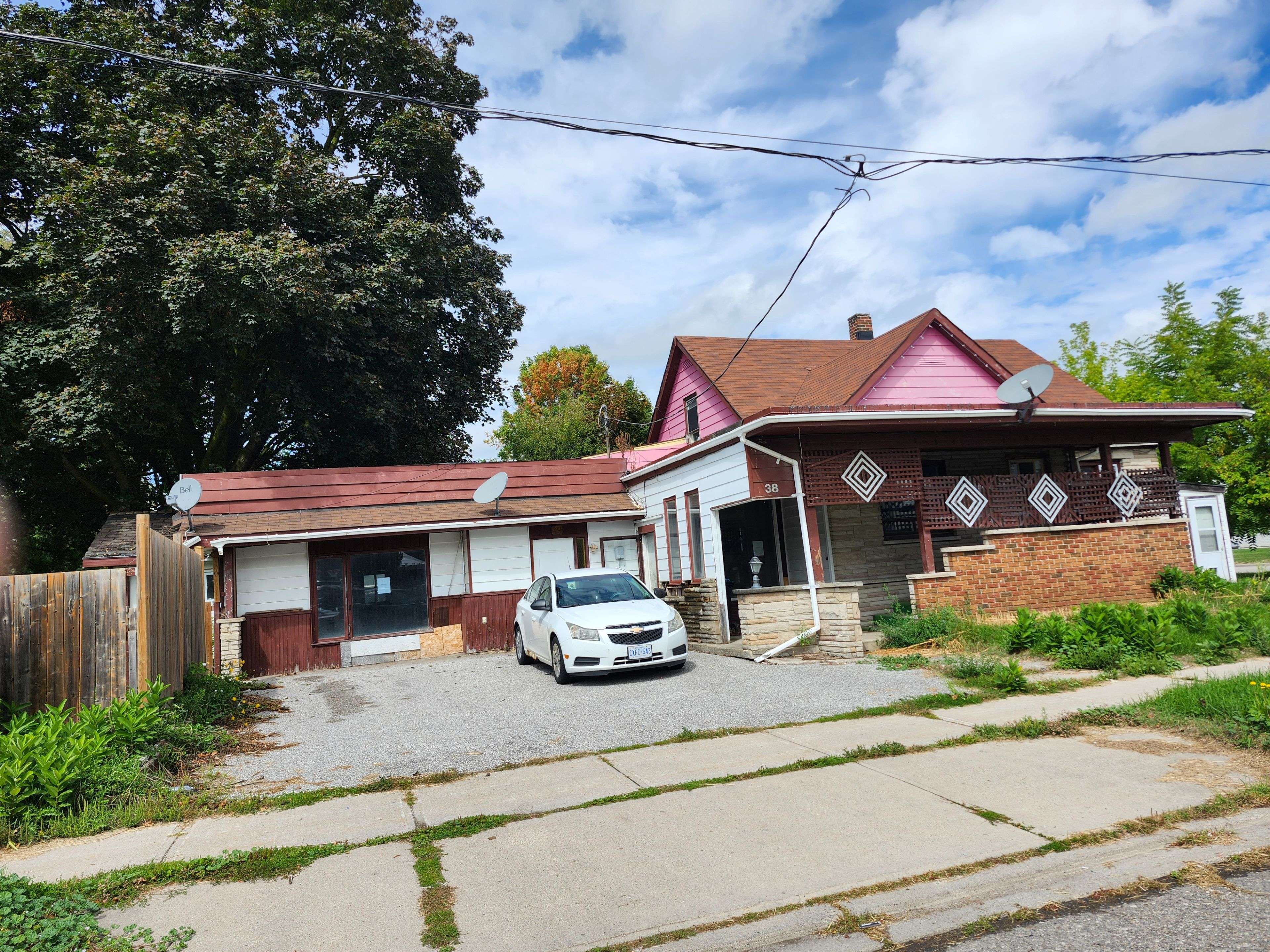 New Tecumseth, ON L9R 1E5,38 Tupper ST