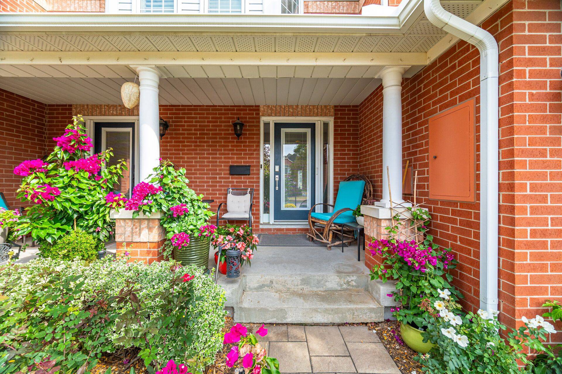 Burlington, ON L7M 4E5,2145 Country Club DR #28