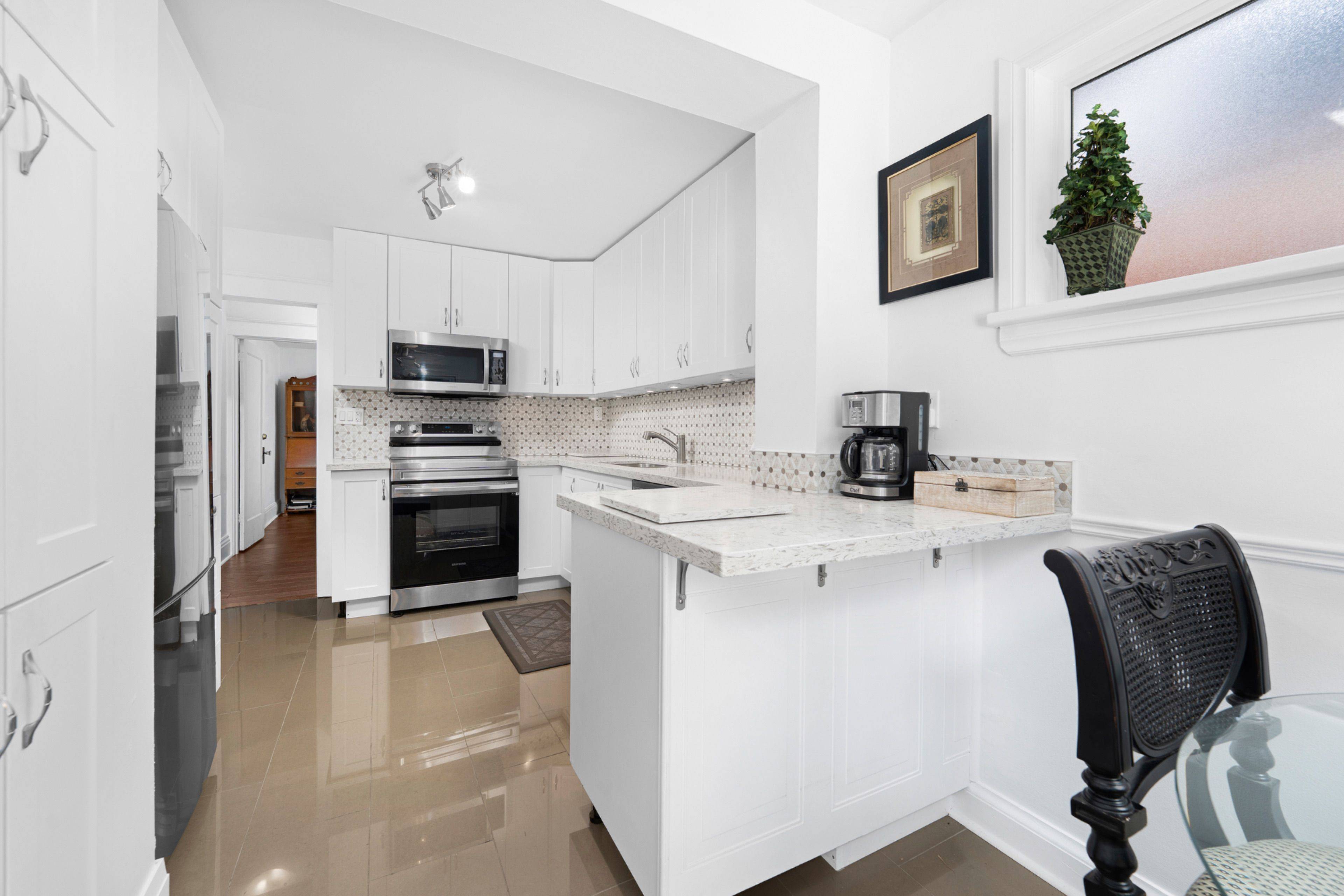 Hamilton, ON L8S 1V9,46 Newton AVE