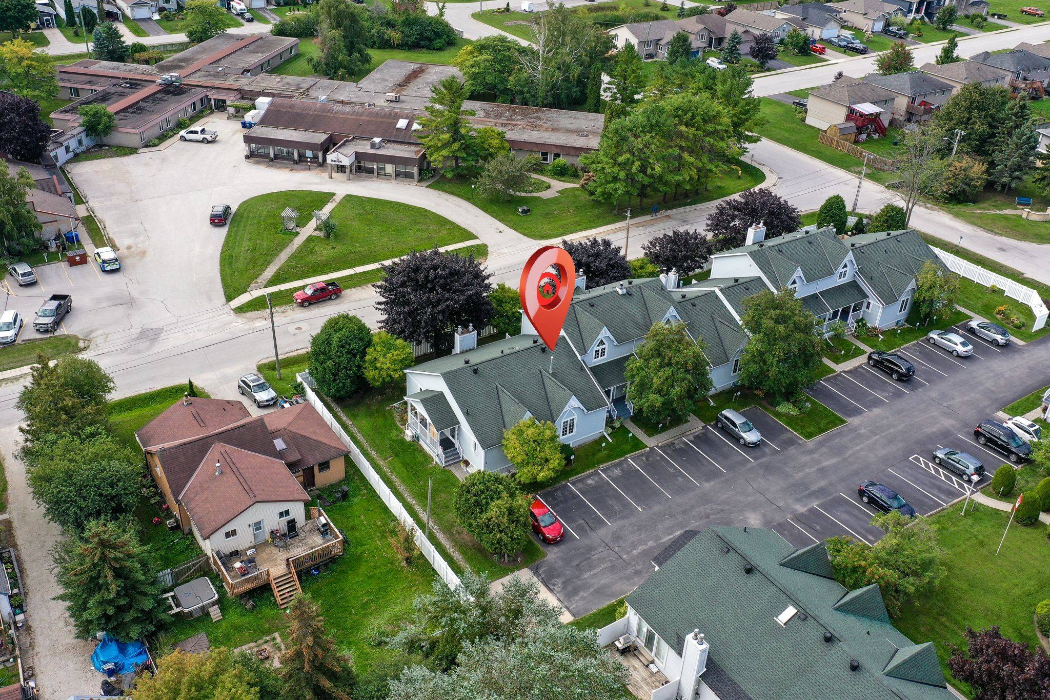 Meaford, ON N4L 1R4,83 Victoria ST #7