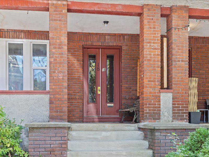 Glebe - Ottawa East And Area, ON K1S 2S9,18-20 Woodlawn AVE