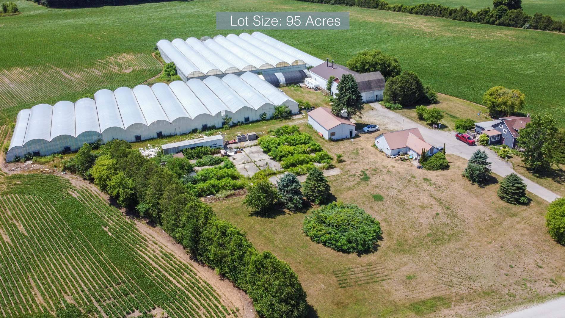 Norfolk, ON N0E 1G0,926 Fairground RD