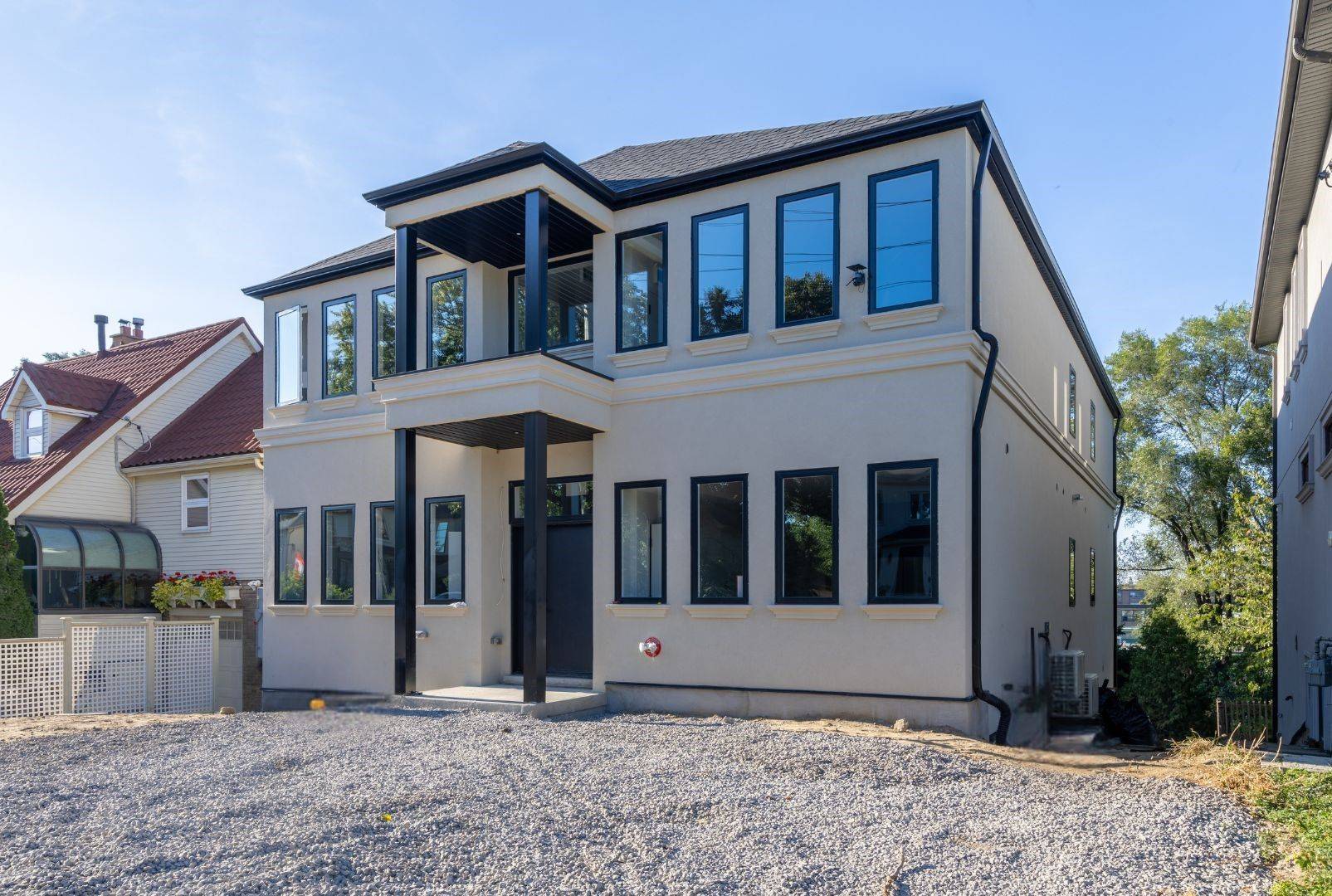 Toronto W07, ON M8Y 1S1,60 Cannon RD #2