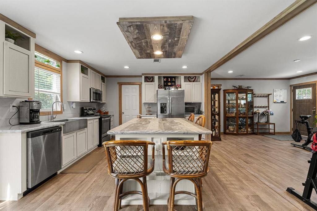 Quinlan, TX 75474,10012 Private Road 3790