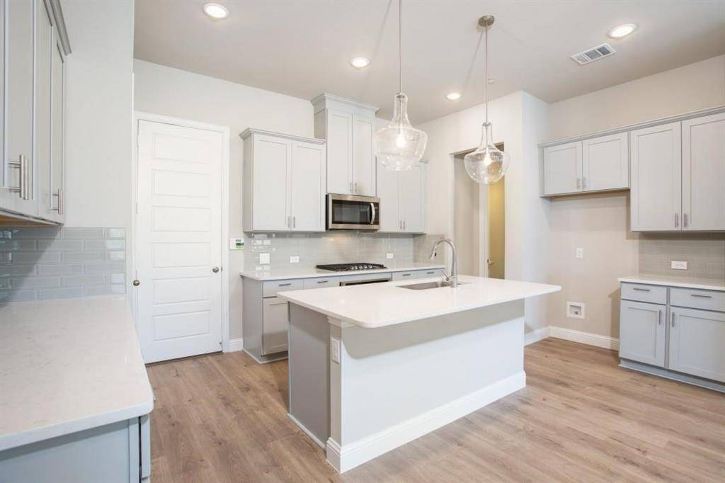 Lewisville, TX 75056,340 Almanor Street