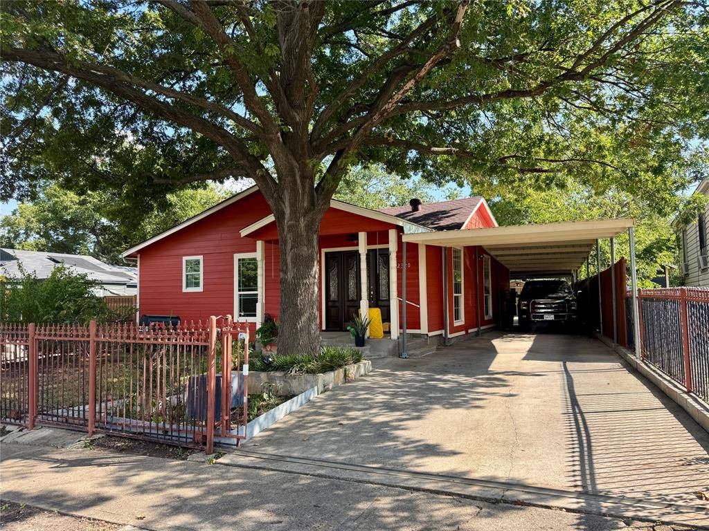 Dallas, TX 75216,2320 Village Way