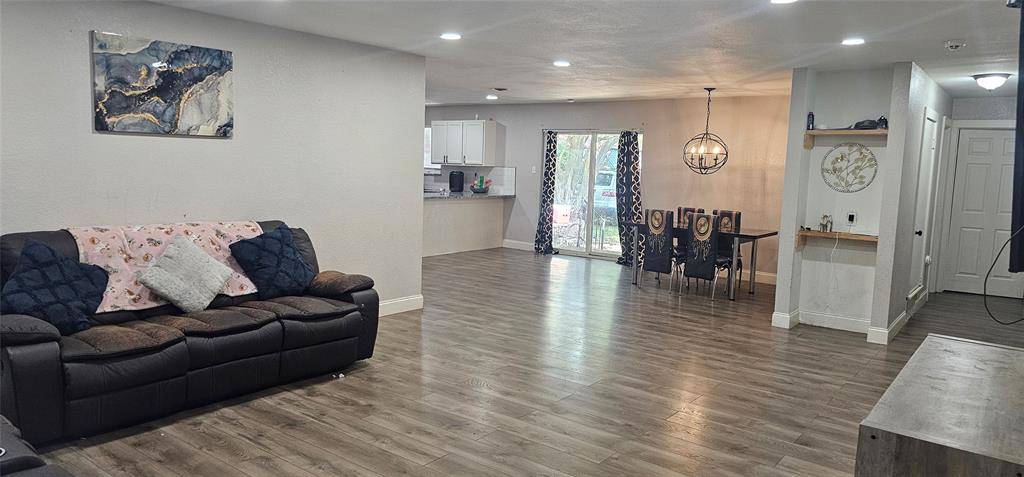 Dallas, TX 75217,1826 N Jim Miller Road