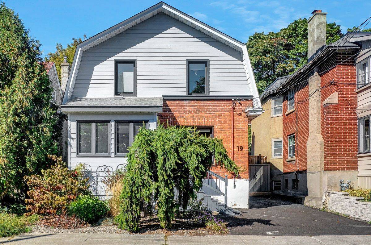 West Centre Town, ON K1Y 3J3,19 Foster ST