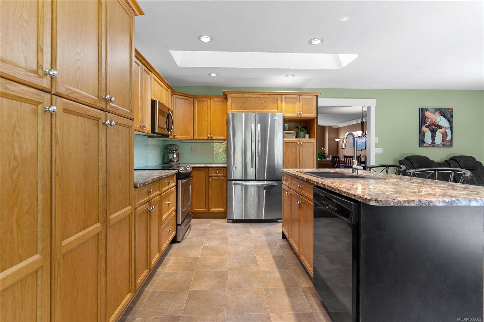 Nanaimo, BC V9T 6N5,5118 Broadmoor Pl