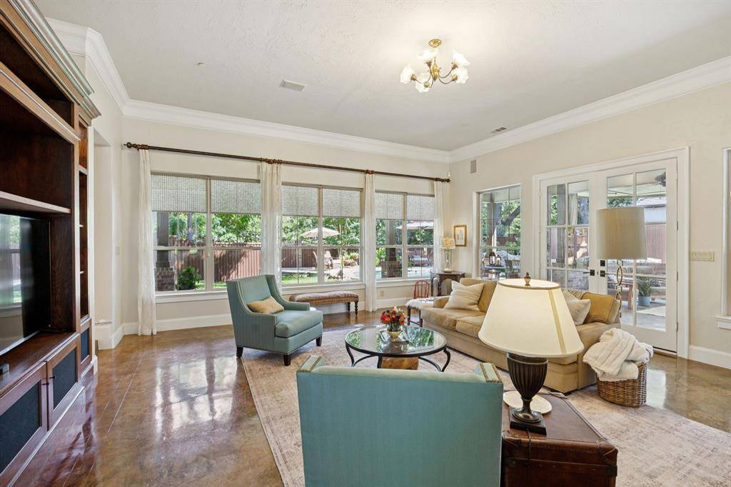 Addison, TX 75254,14820 Bellbrook Drive