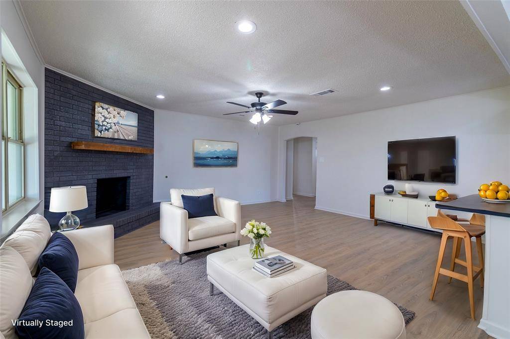 Fort Worth, TX 76133,6192 Wrigley Way