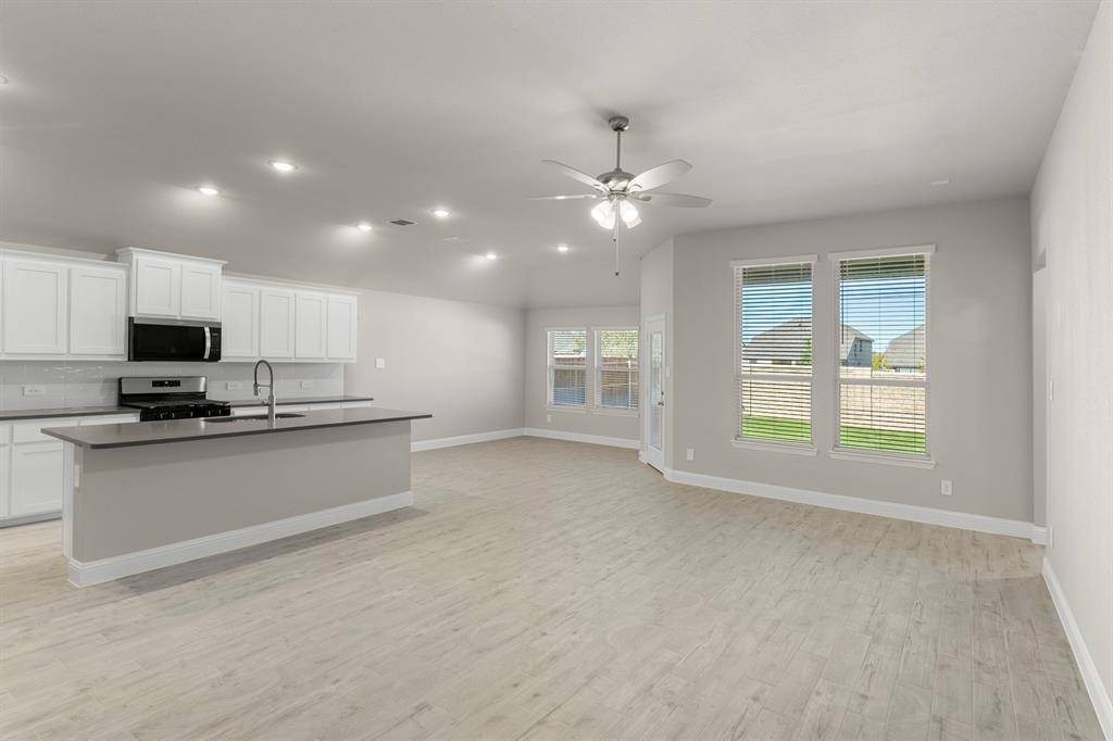 Balch Springs, TX 75181,141 Whistling Duck