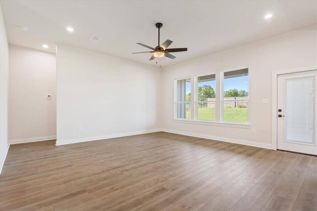 Riesel, TX 76682,112 Great Trail Road