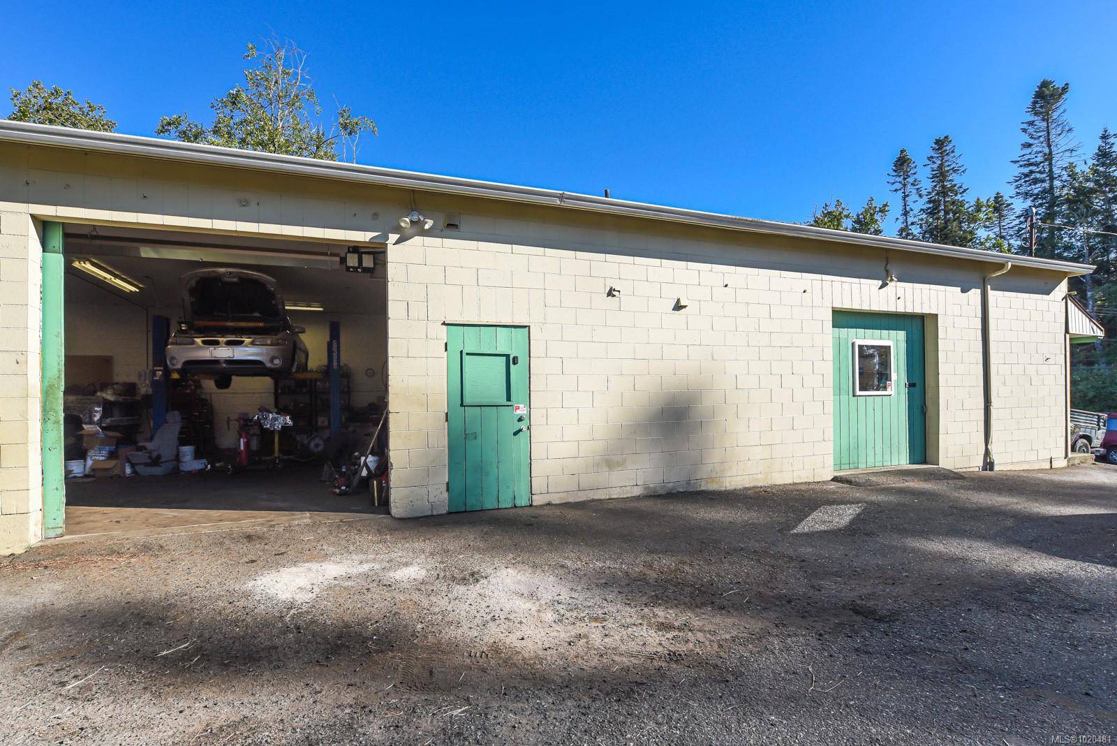 Courtenay, BC V9N 3P6,160 Headquarters Rd