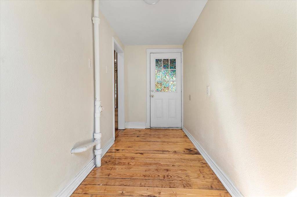 Dallas, TX 75208,836 W 8th Street