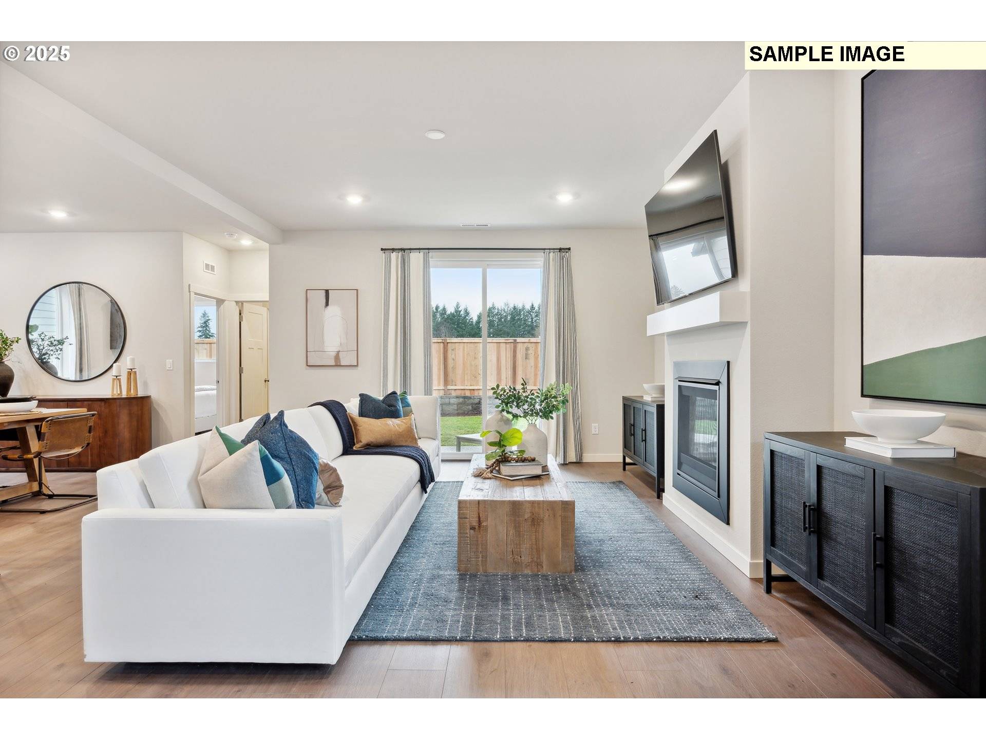 Tualatin, OR 97062,8904 SW Salinan