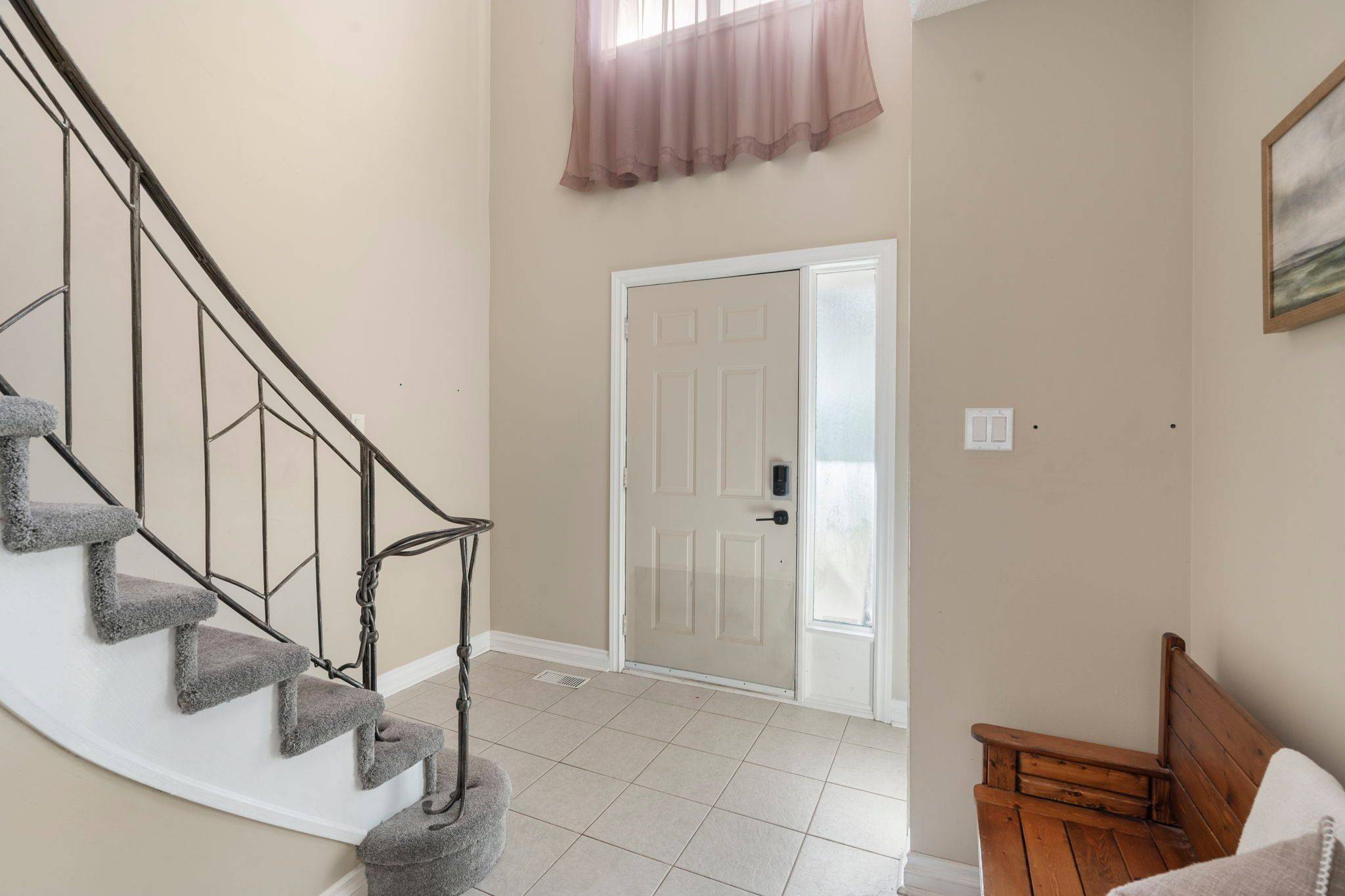 Oshawa, ON L1J 7H7,359 Salerno ST