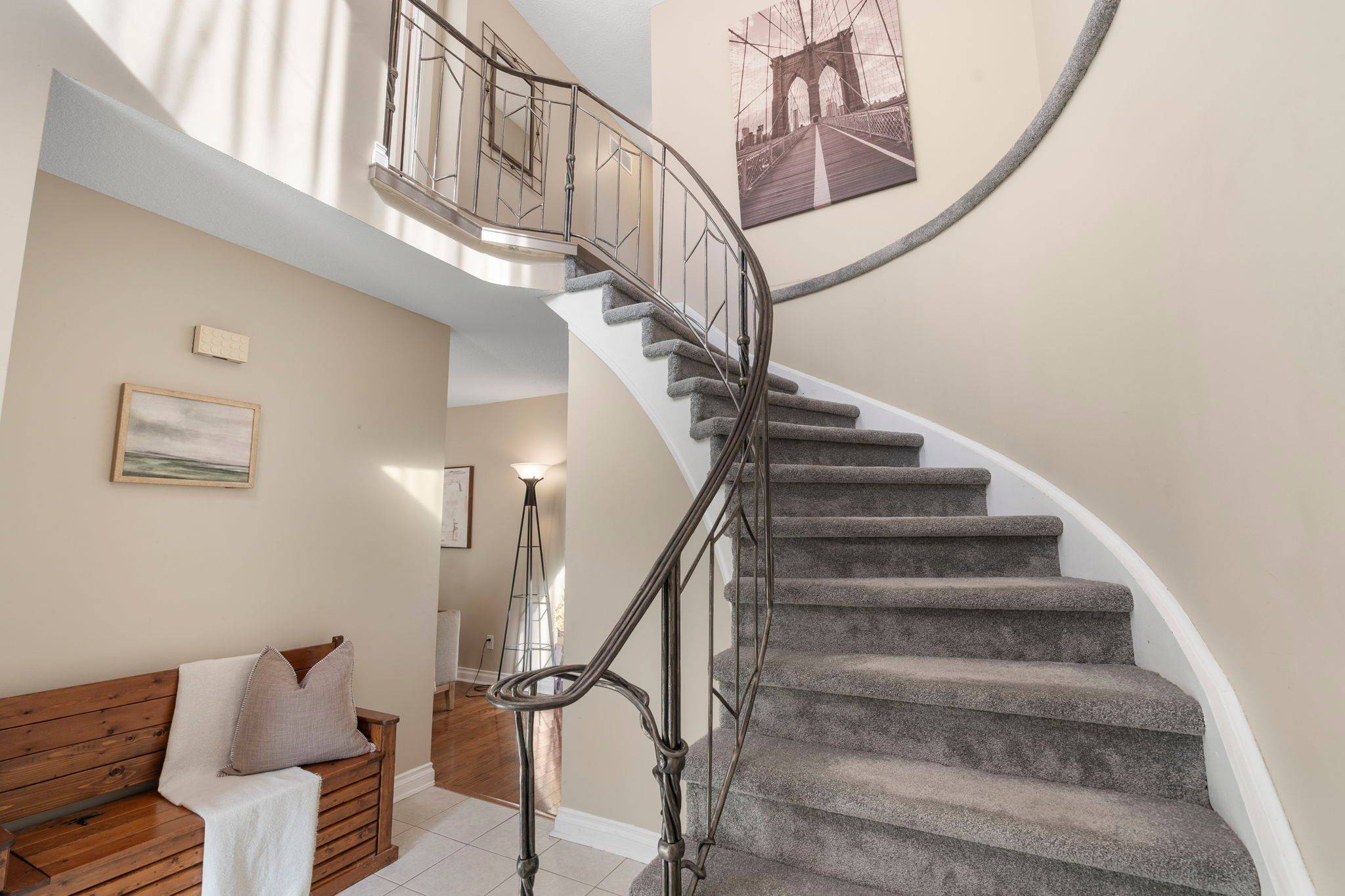 Oshawa, ON L1J 7H7,359 Salerno ST