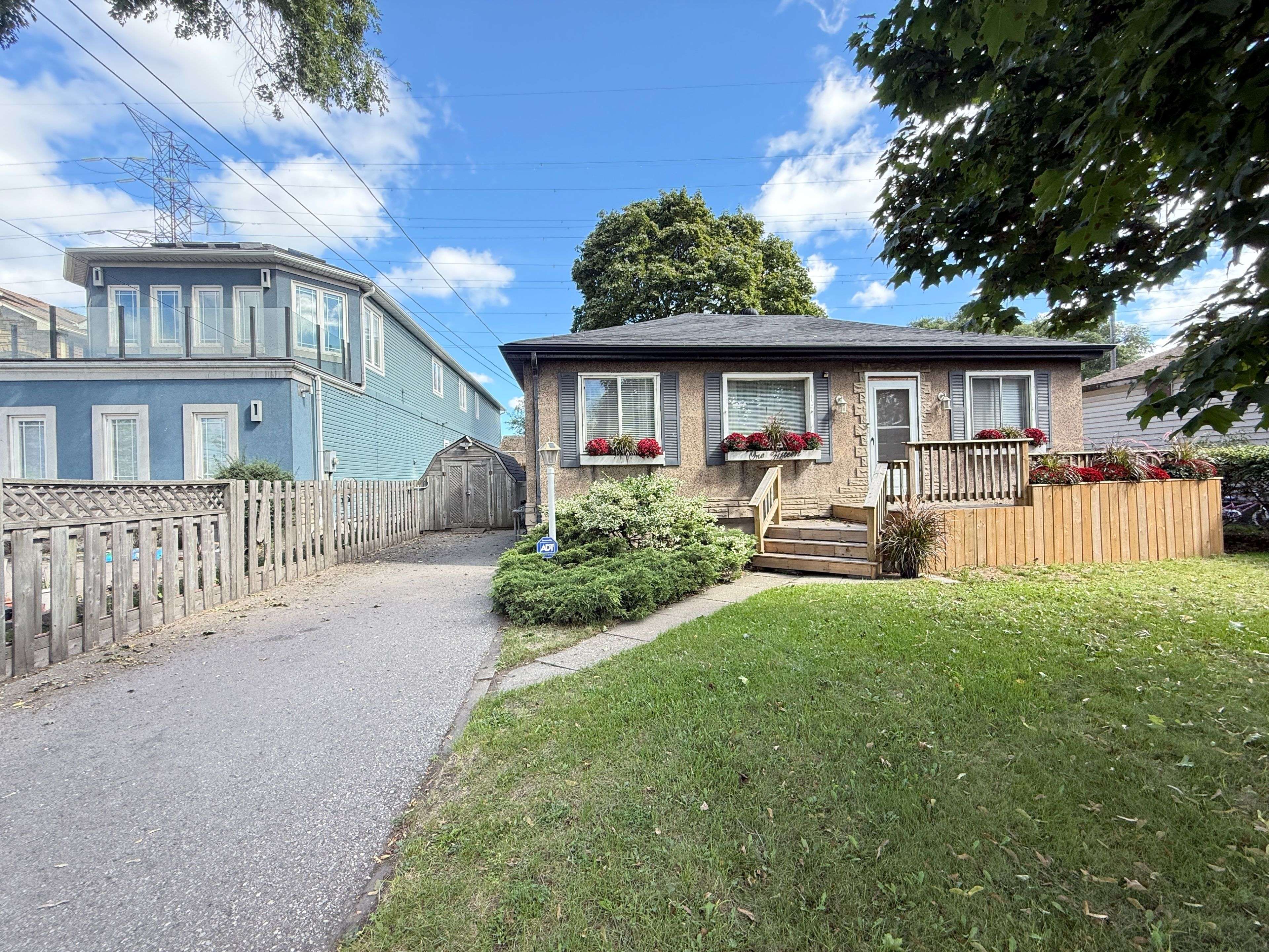 Hamilton, ON L8H 6V8,115 Beach BLVD