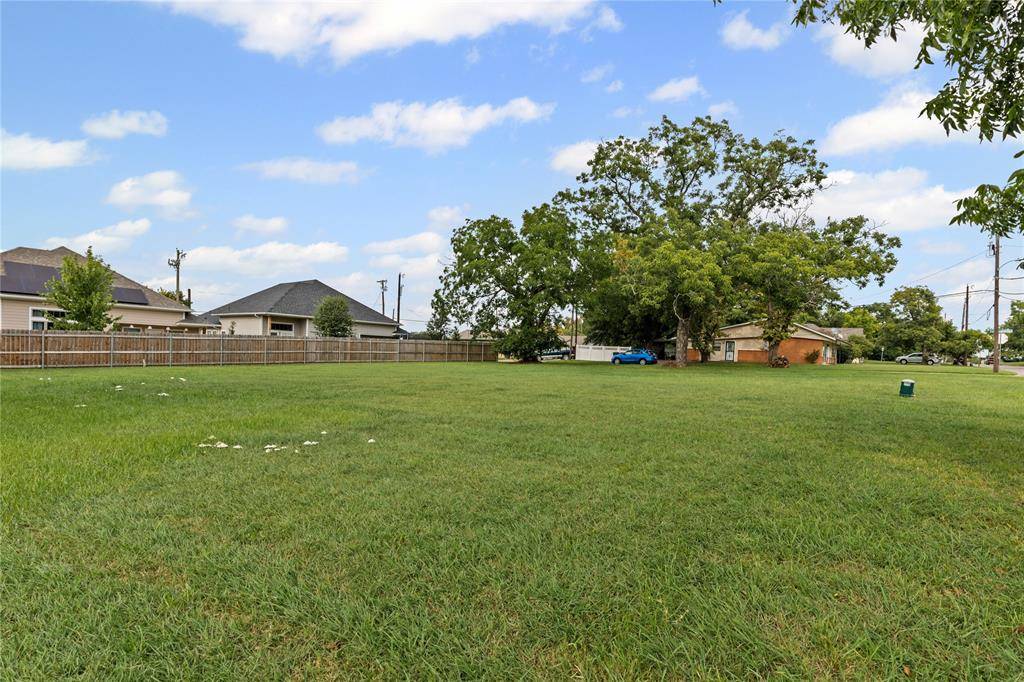 Sherman, TX 75090,TBD-Corner Lot E McGee Street