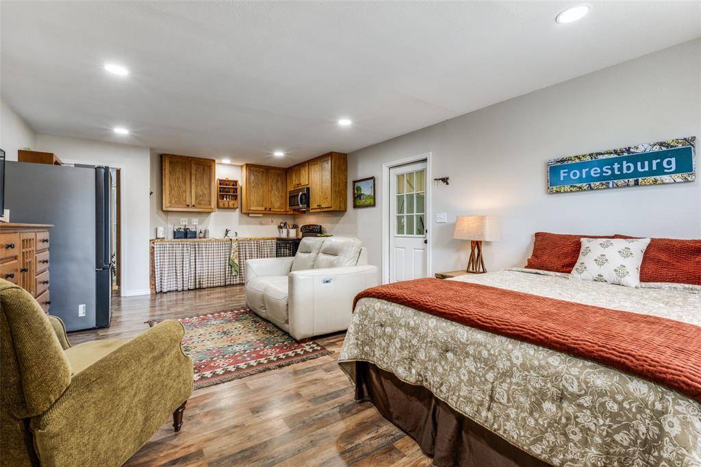 Forestburg, TX 76239,227 Lanier Road