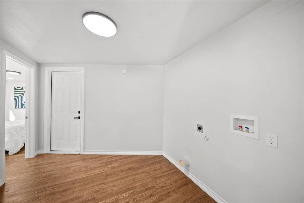 Dallas, TX 75224,407 Bradley Street