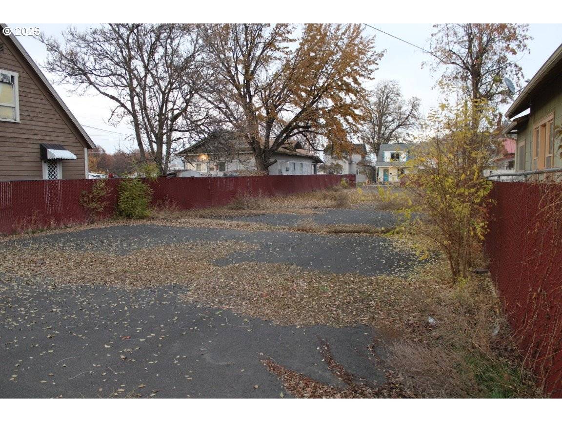 Pendleton, OR 97801,607 SW 2ND ST