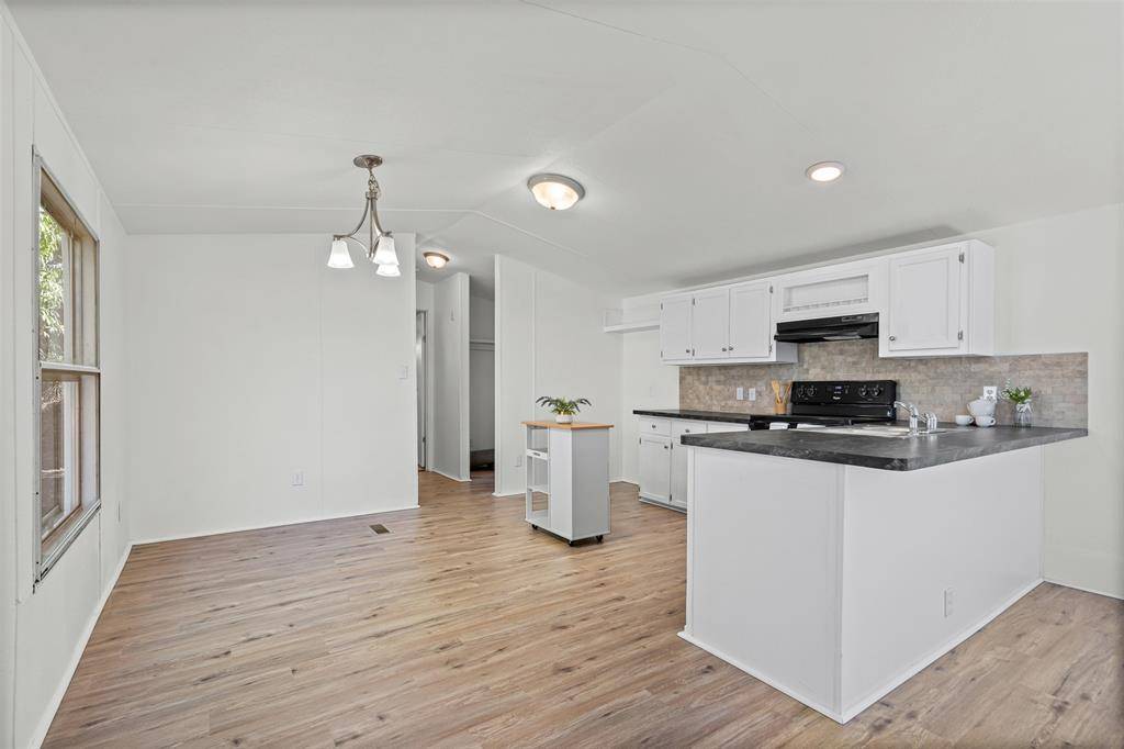 Granbury, TX 76049,6525 Blue Water Court