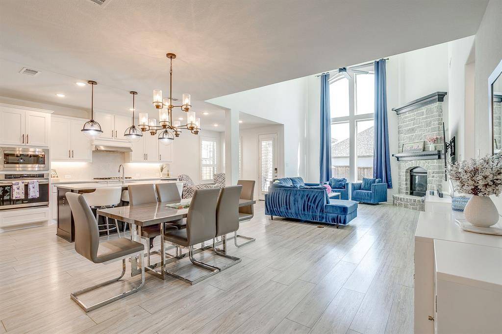 Fort Worth, TX 76008,2009 Roundtree Circle E