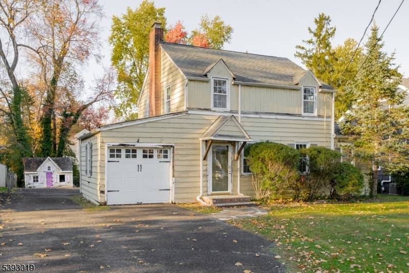 New Providence Boro, NJ 07974,14 Holmes Oval