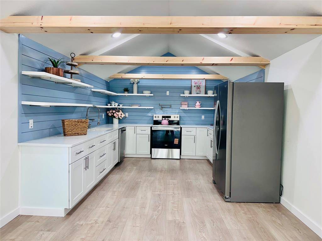 Cross Plains, TX 76443,241 S Avenue D