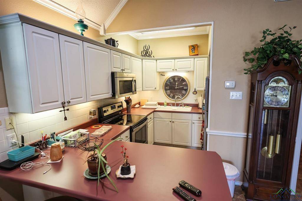 Winnsboro, TX 75494,1127 SW CR 3230