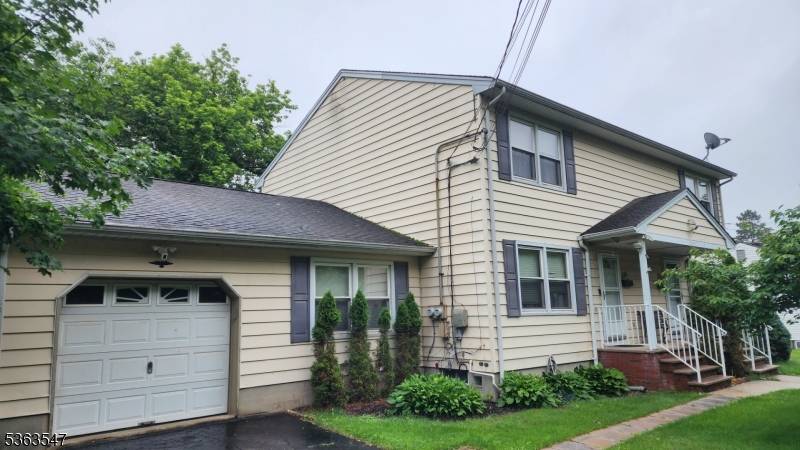 Manville Boro, NJ 08835,235-237 S 20Th Ave