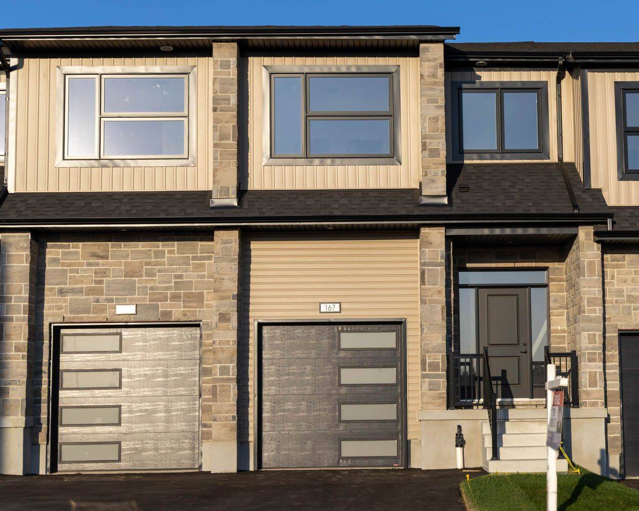 Kitchener, ON N2B 0B1,167 Dunnigan DR