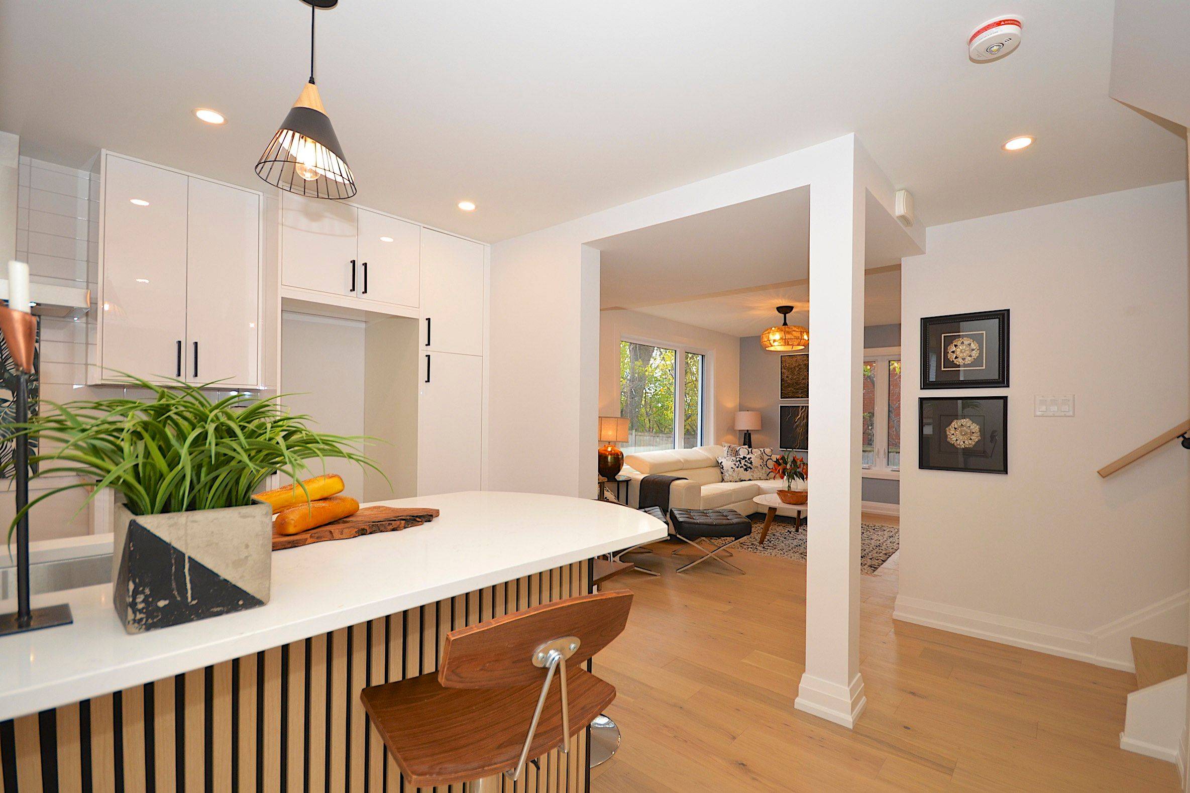 Overbrook - Castleheights And Area, ON K1K 2E9,660 Hochelaga ST #34