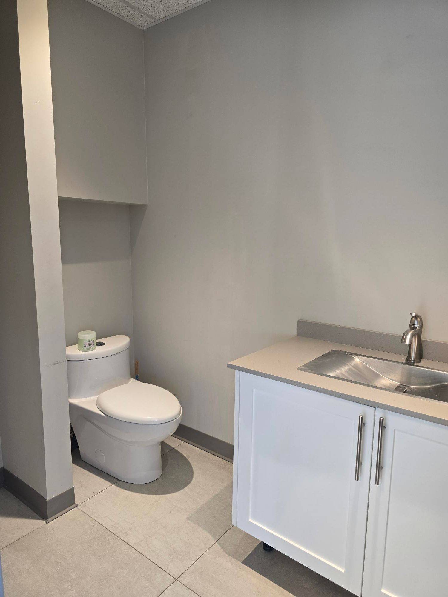 Toronto W05, ON M3N 1W2,111 Oakdale RD #Unit 201