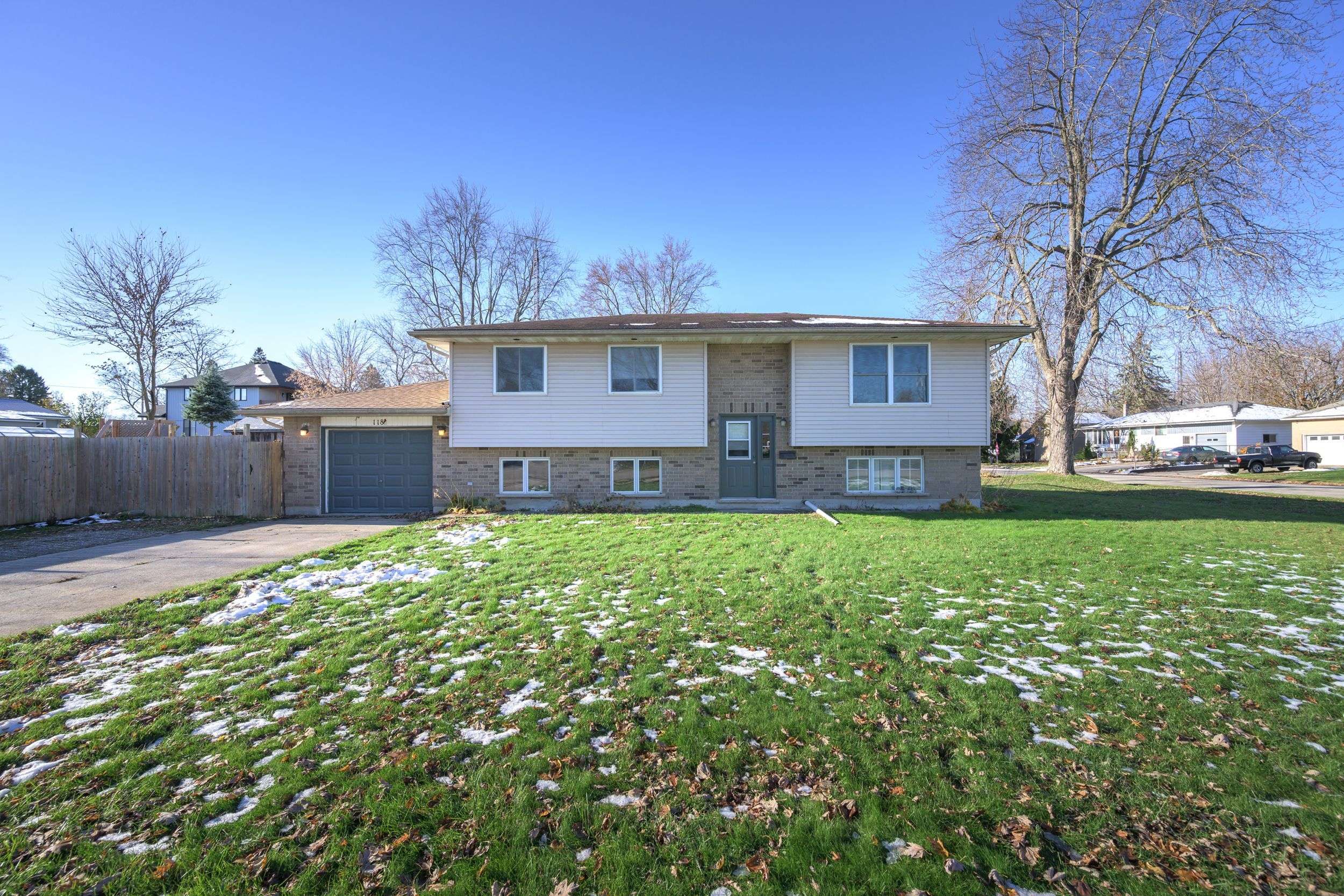 West Elgin, ON N0L 2P0,118 Main ST