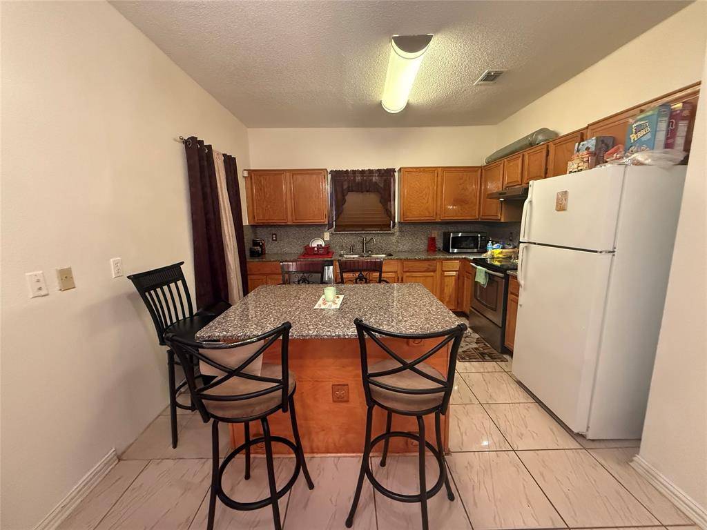 Dallas, TX 75217,10216 Big Thicket Drive