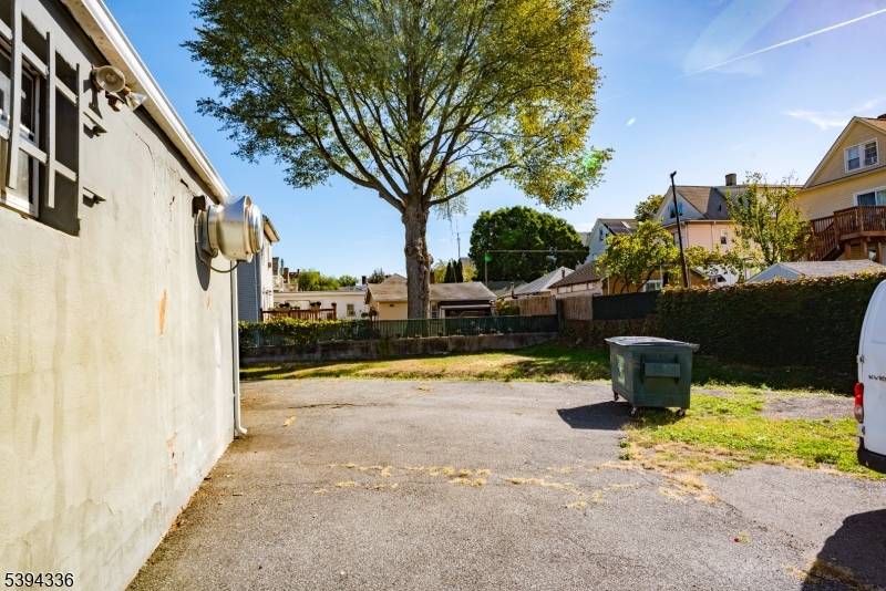 Garfield City, NJ 07026,142-146 Division Ave