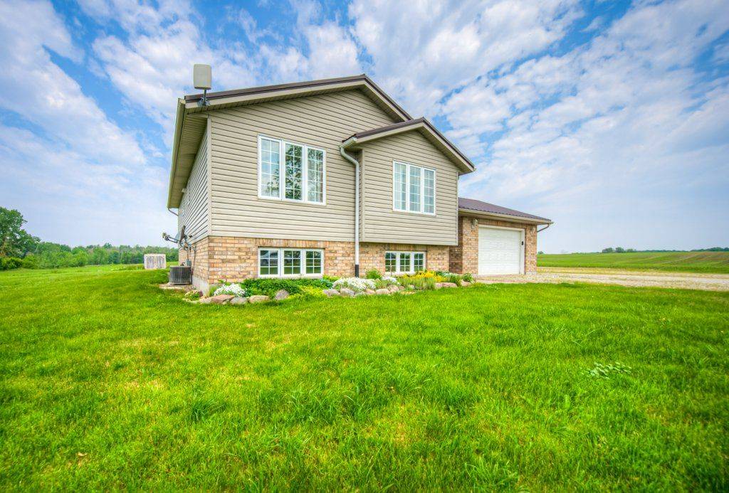 North Perth, ON N0G 1Y0,8430 175 RD