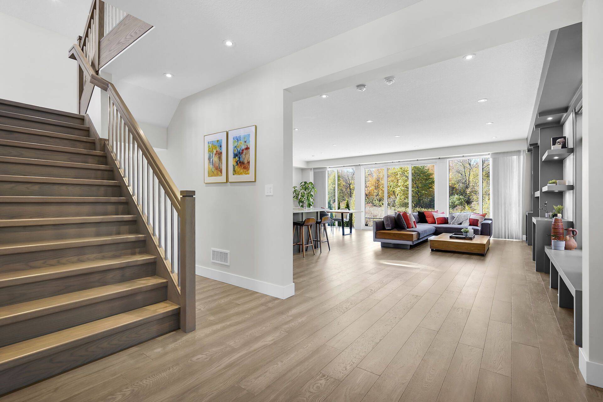 London North, ON N6G 0E2,1422 Lawson RD