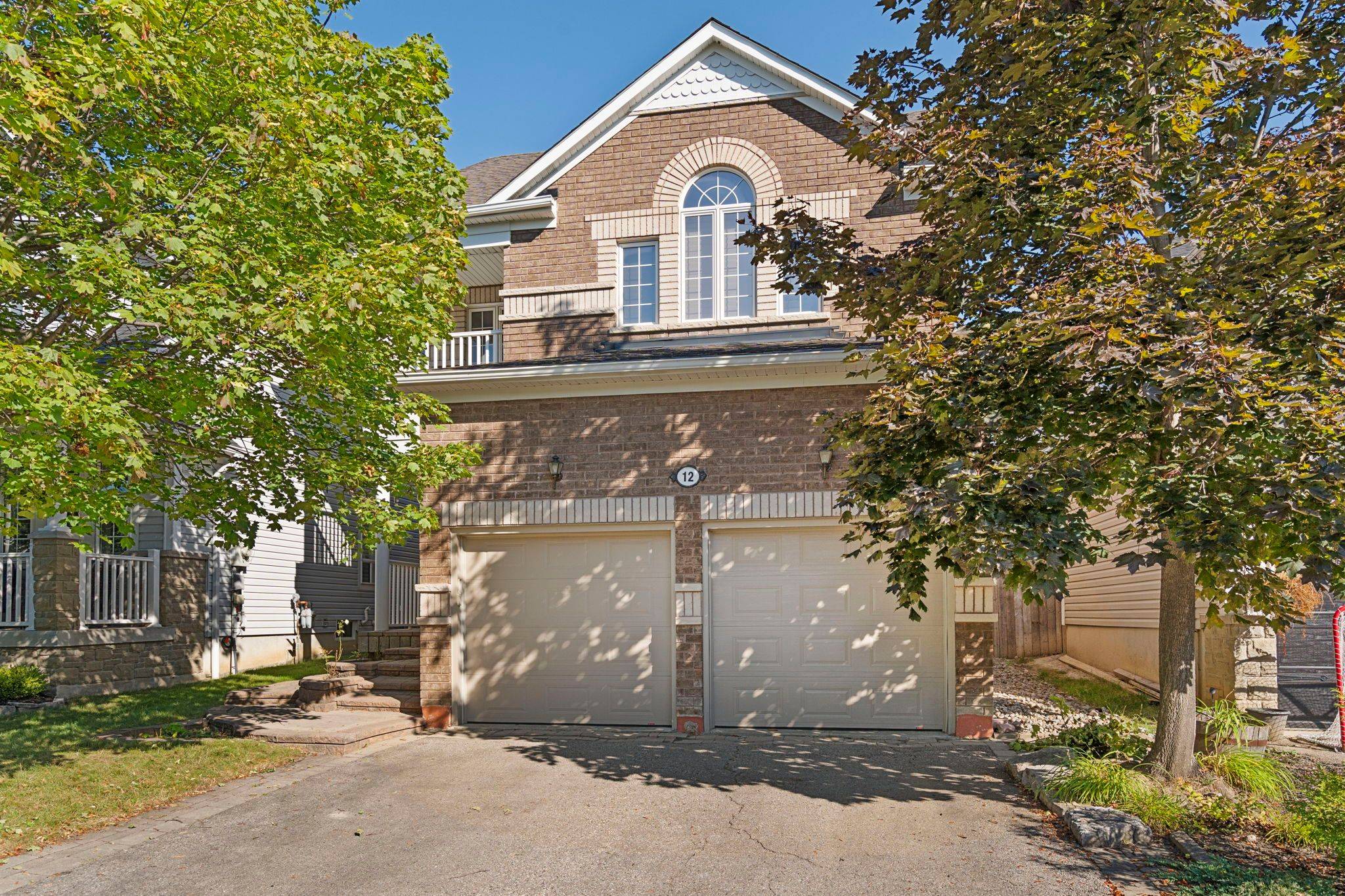 Whitby, ON L1M 2M7,12 Kenilworth CRES