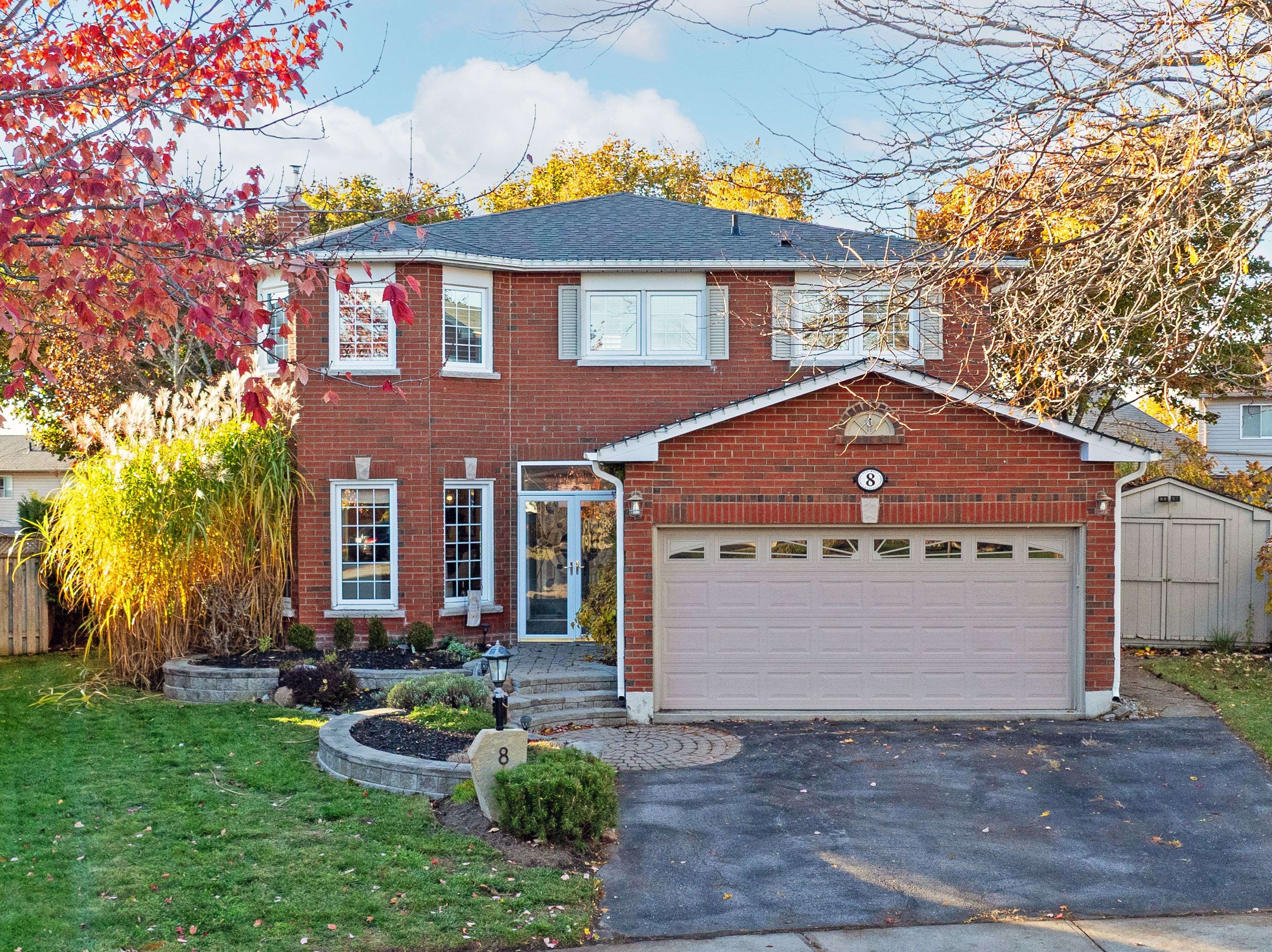 Clarington, ON L1C 4P1,8 Aldcroft CRES