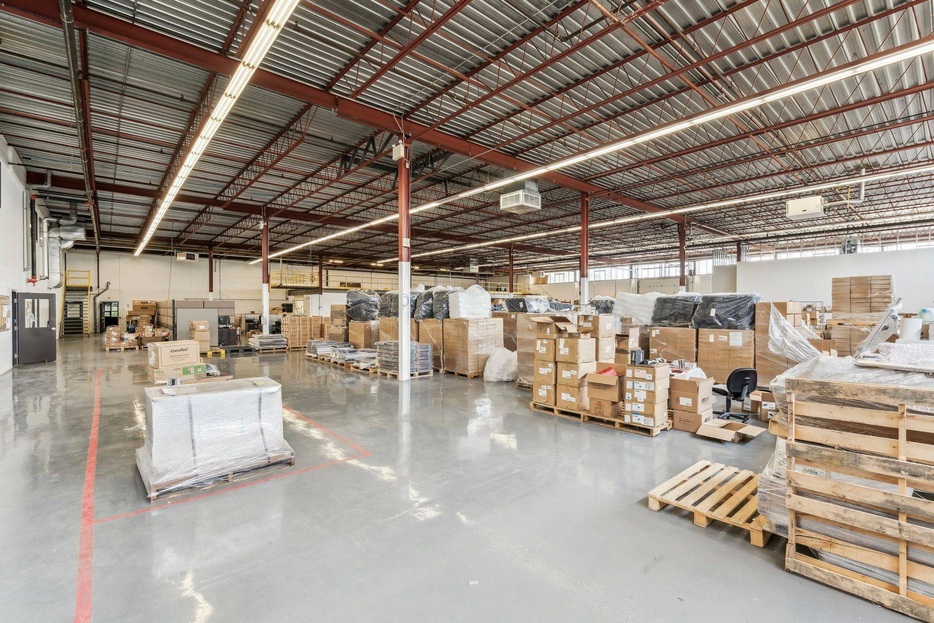 5895 Ambler DR, Mississauga, ON L4W 5B7