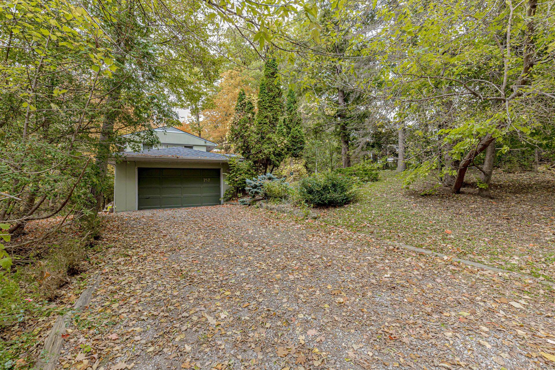 Mississauga, ON L5J 2S7,757 Meadow Wood RD