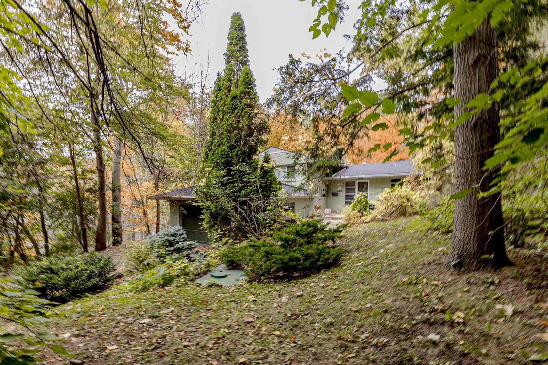 Mississauga, ON L5J 2S7,757 Meadow Wood RD