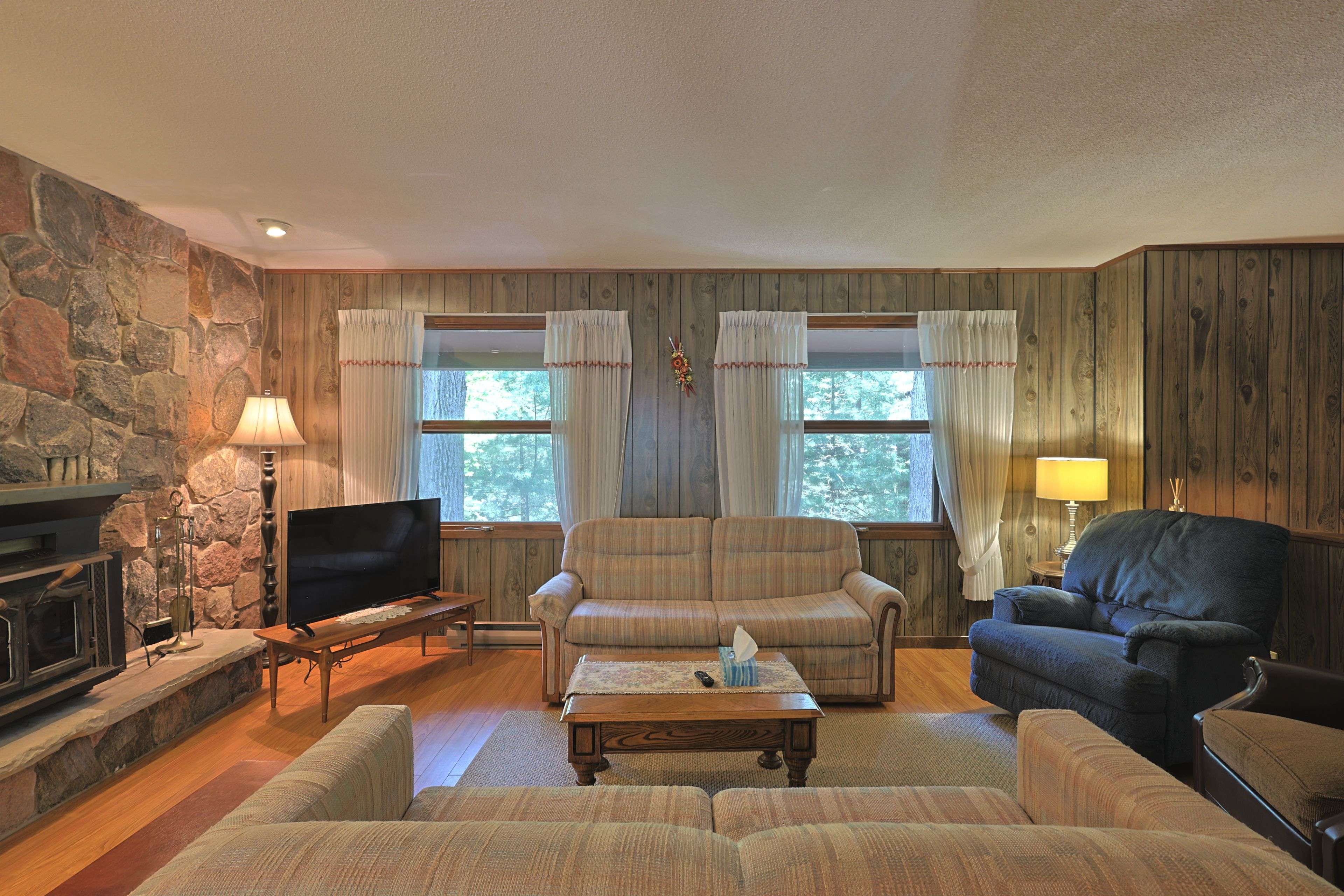 Lambton Shores, ON N0M 1T0,10346 Pines Pkwy