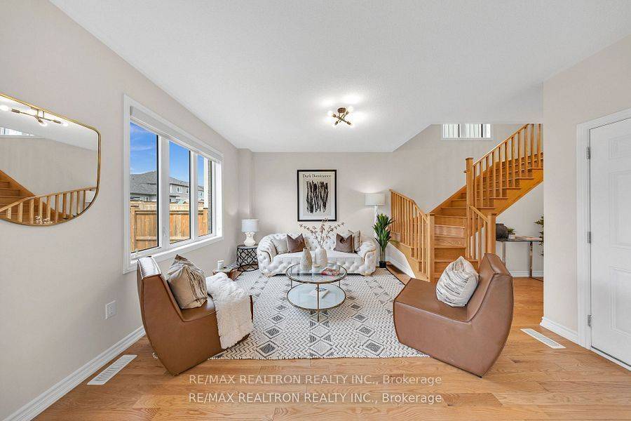 Cavan Monaghan, ON L0A 1G0,62 Northhill AVE