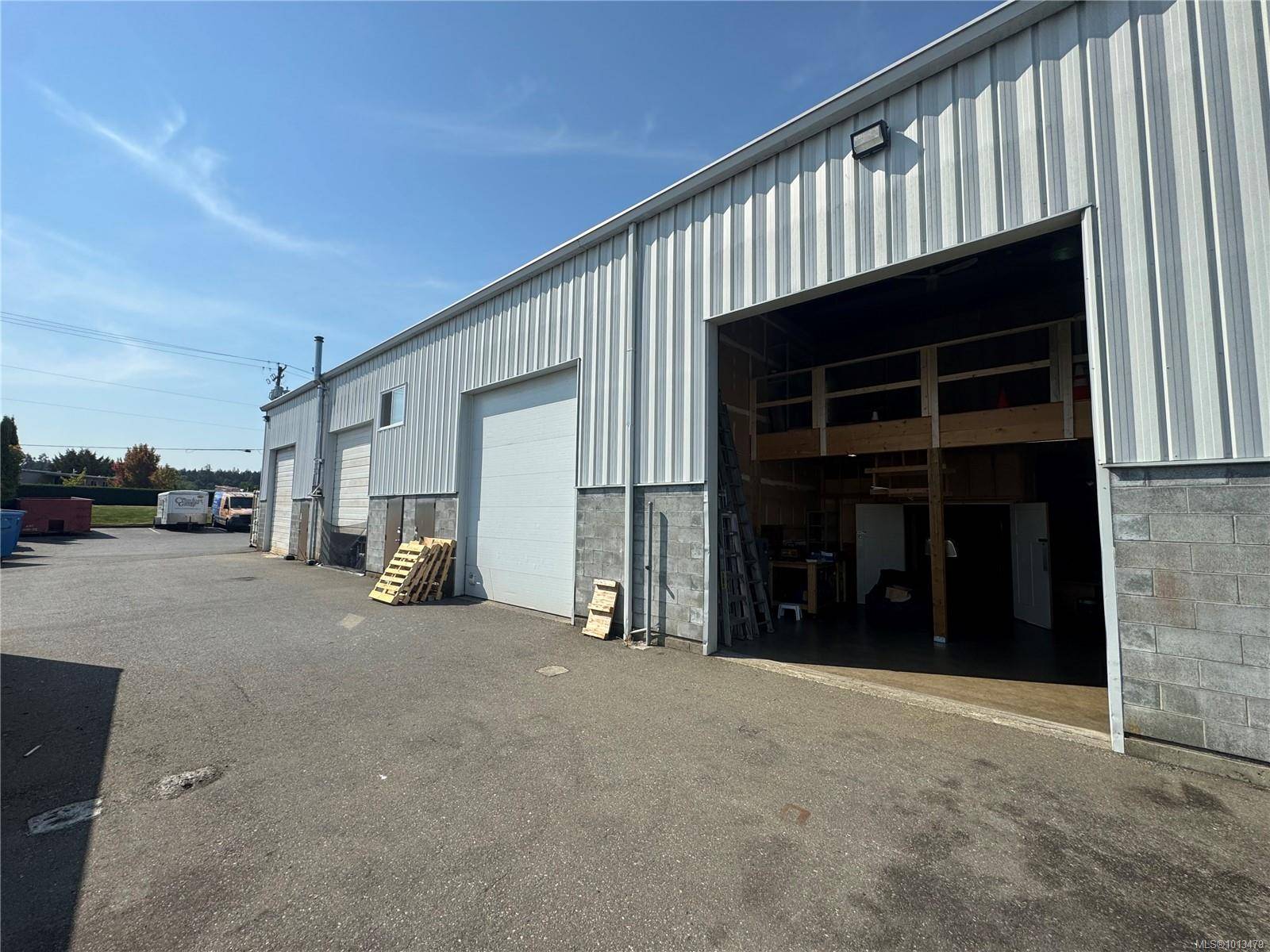 Parksville, BC V9P 2N4,425 Stanford Ave E #104